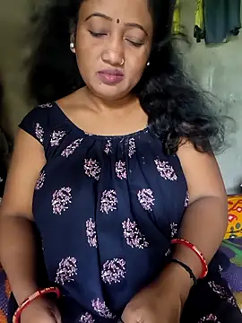 Snapshot of Cute-Swewty chatting on 09-16-25, 08:48 Cute-Swewty online show from 09-16-25, 08:48