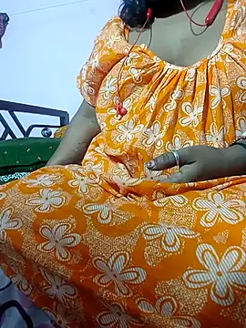 Cute-Swewty online show from 01-17-26, 01:20