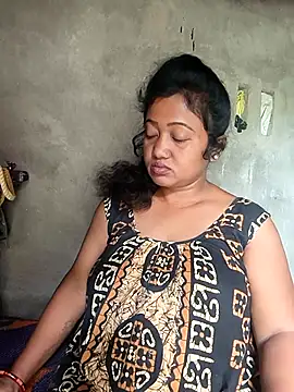 Snapshot of Cute-Swewty chatting on 09-14-25, 04:24 Cute-Swewty online show from 09-14-25, 04:24
