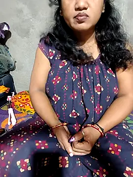 Snapshot of Cute-Swewty chatting on 09-23-25, 03:08 Cute-Swewty online show from 09-23-25, 03:08
