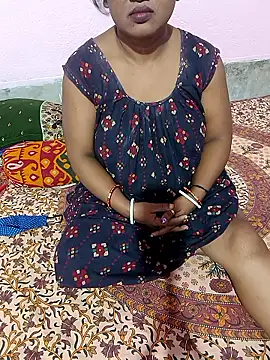 Snapshot of Cute-Swewty chatting on 10-01-25, 01:37 Cute-Swewty online show from 10-01-25, 01:37