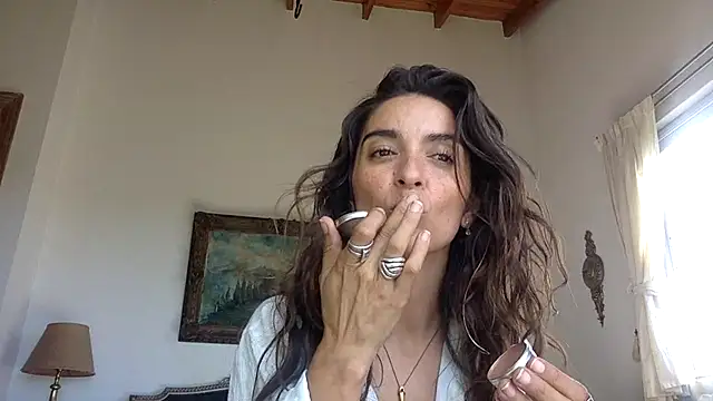 venuslibre online show from 04-17-26, 06:11