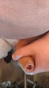 TobyDick13 online show from 10-04-25, 08:16