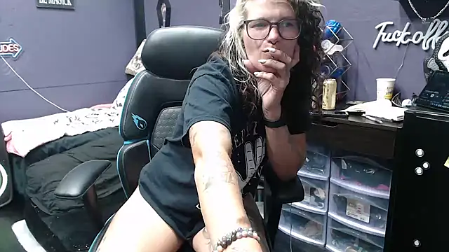 oddywithabody online show from 10-15-25, 06:22