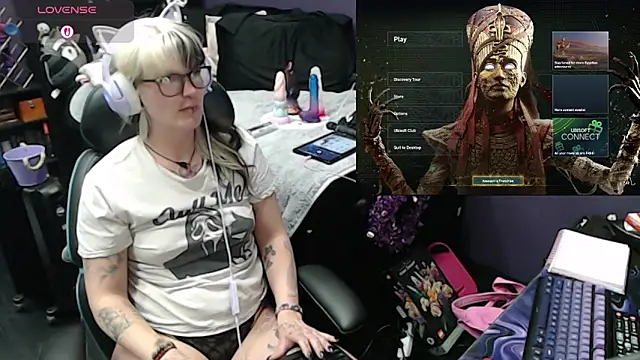 Snapshot of oddywithabody chatting on 02-25-26, 06:46 oddywithabody online show from 02-25-26, 06:46