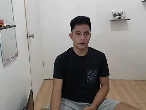 Lloyd wintours online show from 11-16-25, 09:58