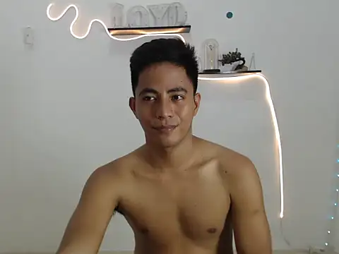 Lloyd wintours online show from 03-08-26, 06:49