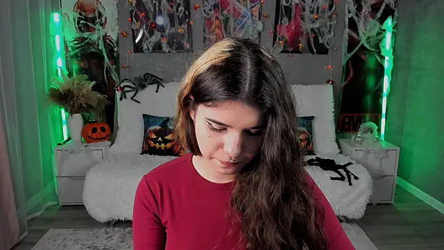 AnoraDark online show from 10-14-25, 09:25