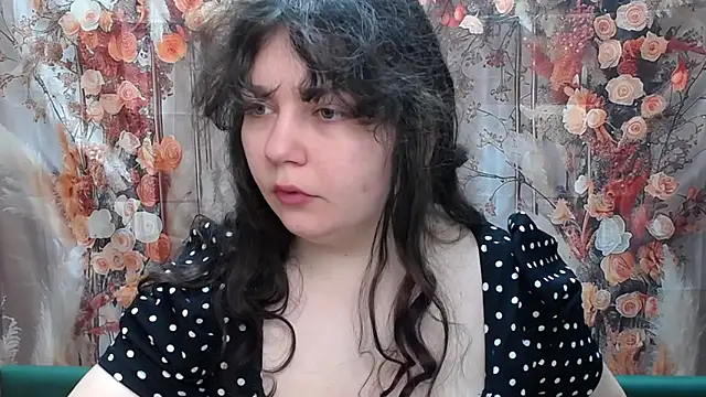 NeonilaLisova online show from 02-08-26, 06:11