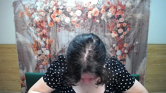 NeonilaLisova online show from 02-02-26, 12:15