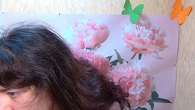 NeonilaLisova online show from 09-26-25, 05:25