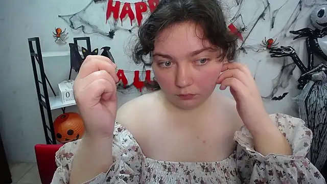 NeonilaLisova online show from 11-10-25, 12:21