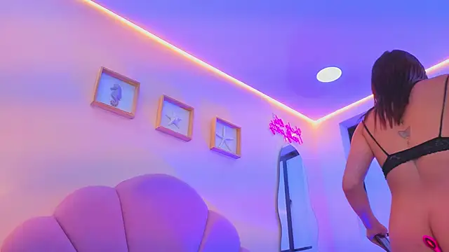  Grace turner  online show from 10-07-25, 12:17