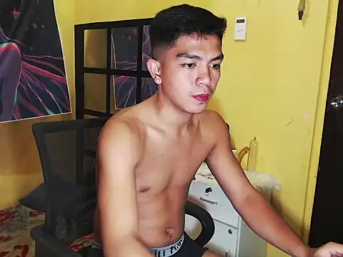 Hunky paul online show from 12-15-25, 08:25