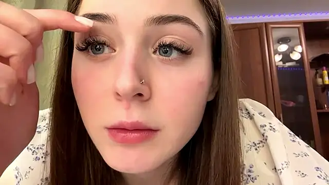 Adel strongwoman online show from 02-01-26, 06:39