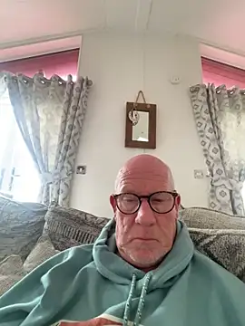 philefc online show from 10-17-25, 12:07