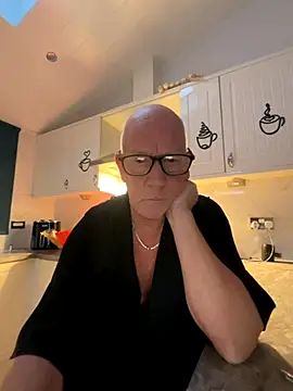 philefc online show from 12-03-25, 03:44