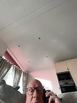 philefc online show from 02-25-26, 10:04