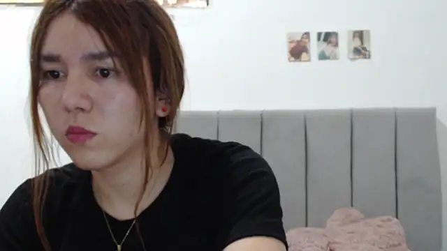 Snapshot of Dolly_Peach_ chatting on 08-07-26, 06:58 Dolly Peach online show from 08-07-26, 06:58