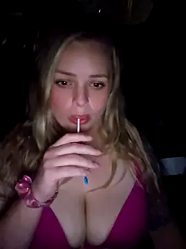 Snapshot of Bridgette03 chatting on 09-27-25, 10:32 Bridgette03 online show from 09-27-25, 10:32