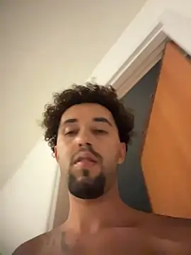 Snapshot of Fumoice chatting on 02-27-26, 03:18 Fumoice online show from 02-27-26, 03:18