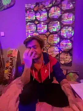 3615-ULLA online show from 12-18-25, 09:51