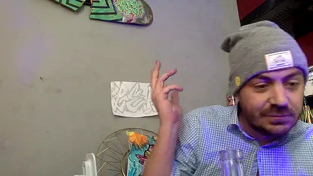 3615-ULLA online show from 03-12-26, 07:45