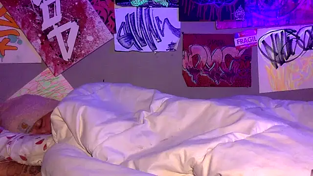 3615-ULLA online show from 03-24-26, 12:43