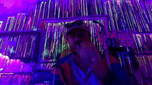 3615-ULLA online show from 04-18-26, 03:36