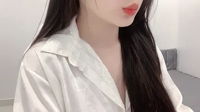    Lily    online show from 04-25-26, 04:26