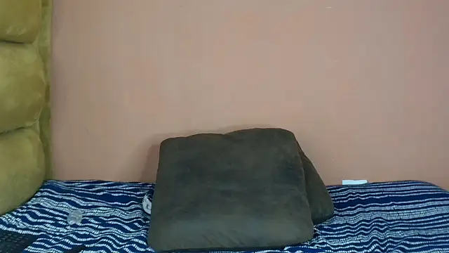 SexxyAddiict online show from 11-12-25, 05:22