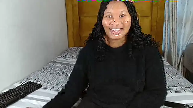 Snapshot of SexxyAddiict chatting on 07-10-26, 01:55 SexxyAddiict online show from 07-10-26, 01:55