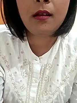 Snapshot of Queen_Kushi4 chatting on 07-19-26, 01:41 Queen Kushi4 online show from 07-19-26, 01:41