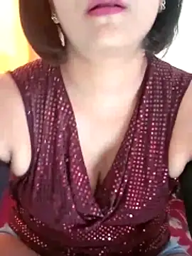 Snapshot of Queen_Kushi4 chatting on 05-27-26, 09:16 Queen Kushi4 online show from 05-27-26, 09:16