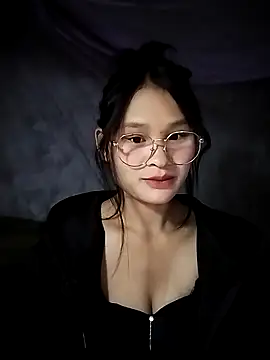 saronla 03 online show from 11-24-25, 03:23