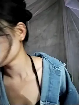 saronla 03 online show from 12-20-25, 02:03