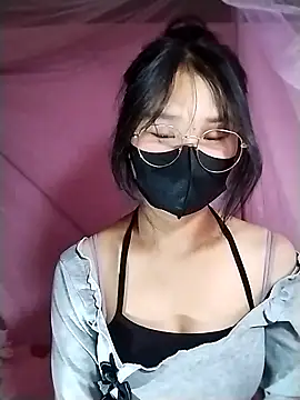 saronla 03 online show from 12-21-25, 06:26