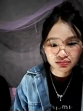 saronla 03 online show from 12-05-25, 02:00