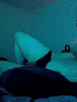 kinkykub online show from 10-22-25, 06:02