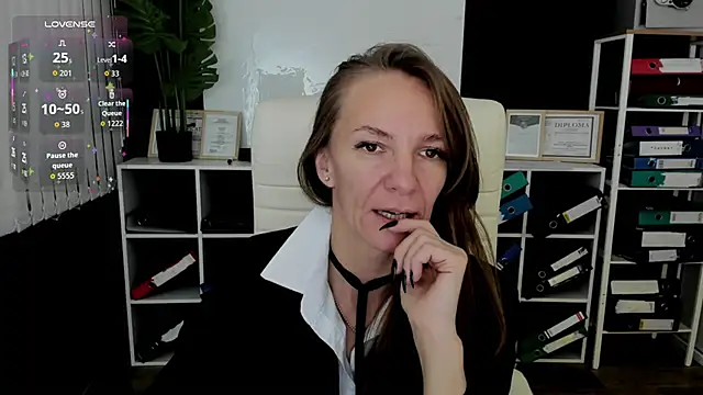 Snapshot of Jesica_mooon chatting on 10-13-25, 01:29 Jesica mooon online show from 10-13-25, 01:29