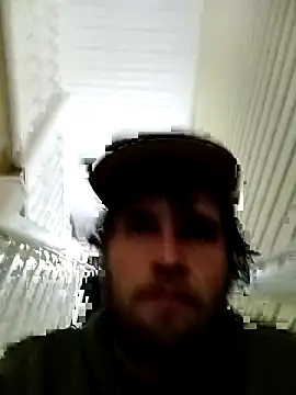 Snapshot of high3ndlowlife chatting on 10-22-25, 10:25 high3ndlowlife online show from 10-22-25, 10:25