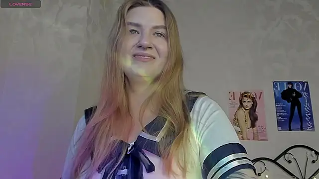 Snapshot of Ruby_Al1en chatting on 02-08-26, 01:25 Ruby Al1en online show from 02-08-26, 01:25