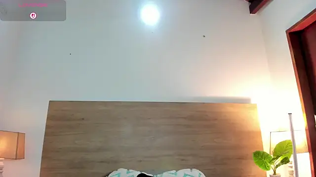 BellaNixs online show from 03-06-26, 11:16