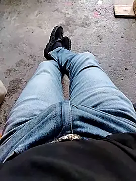 Alaver2587 online show from 03-22-26, 06:20