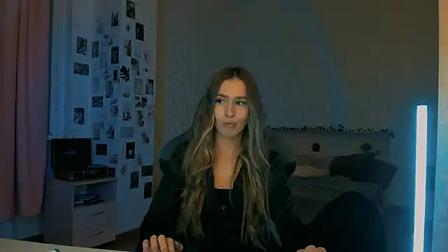 yourrdanceteacher online show from 11-22-25, 07:46