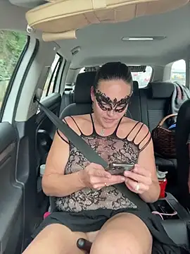 Nadja Noir online show from 11-08-25, 11:25