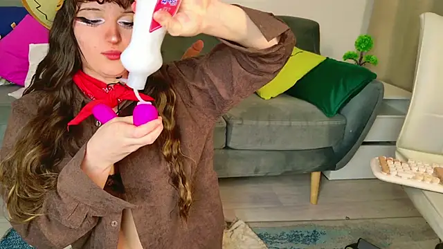 kamila blush online show from 11-28-25, 12:00