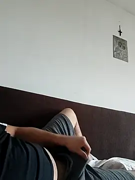 Snapshot of flr196 chatting on 02-08-26, 08:01 flr196 online show from 02-08-26, 08:01