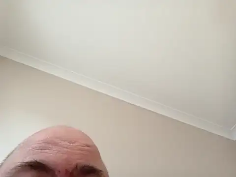 Nigel1121 online show from 04-12-26, 06:38