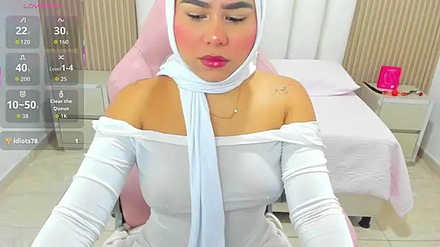 Snapshot of Zurah_bashar chatting on 10-18-25, 12:29 Zurah bashar online show from 10-18-25, 12:29